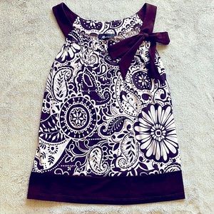Brown and white cute summer top with tie bow on side top.  Size S.